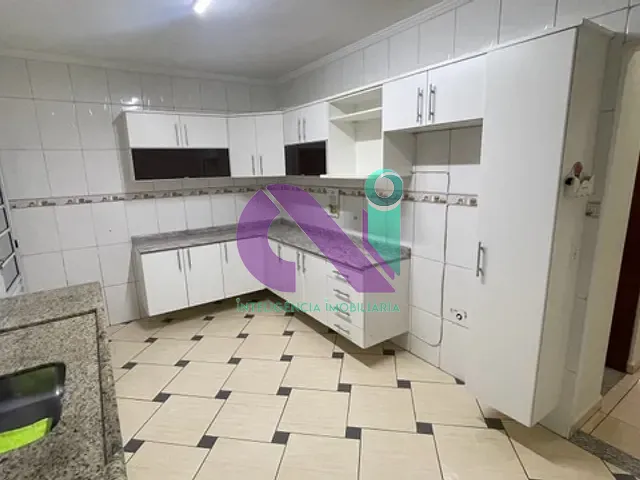 Sobrado com 125m² 3 quartos e 4 banheiros, à venda, no bairro Jardim D'Abril em Osasco