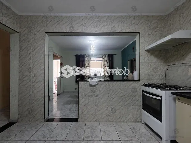 Sobrado com 300m² 3 quartos e 3 banheiros, à venda, no bairro Parque das Américas em Mauá