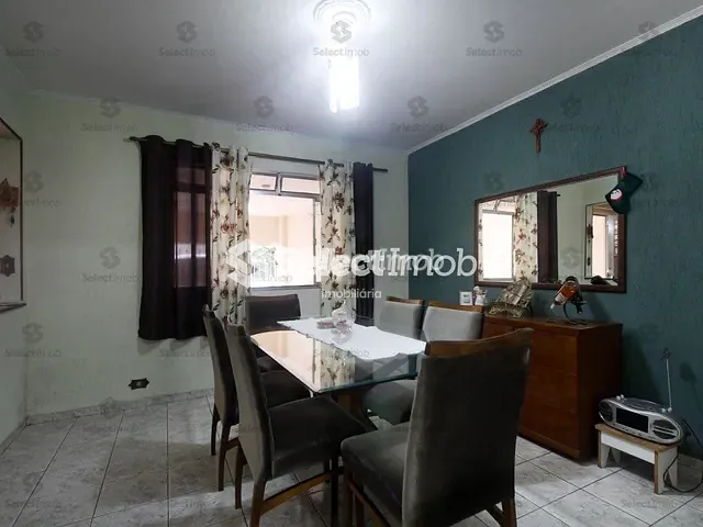 Sobrado com 300m² 3 quartos e 3 banheiros, à venda, no bairro Parque das Américas em Mauá