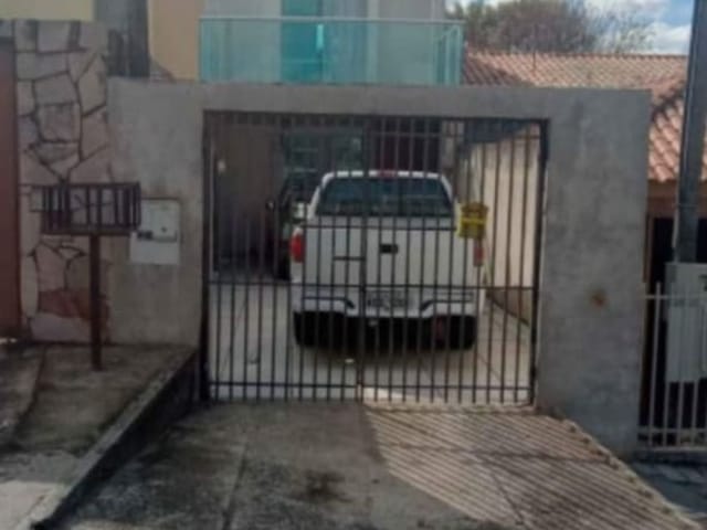 Sobrado com 1 dormitório à venda