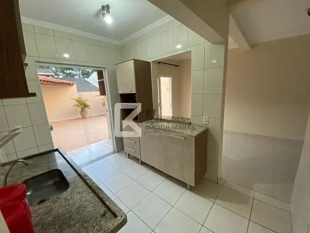 Sobrado com 150m² 3 quartos e 3 banheiros, à venda, no bairro Villaggio Di Itaici em Indaiatuba