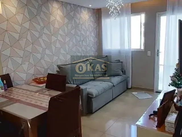 Sobrado com 60m² 2 quartos e 1 banheiro, à venda, no bairro Vila Colorado em Suzano