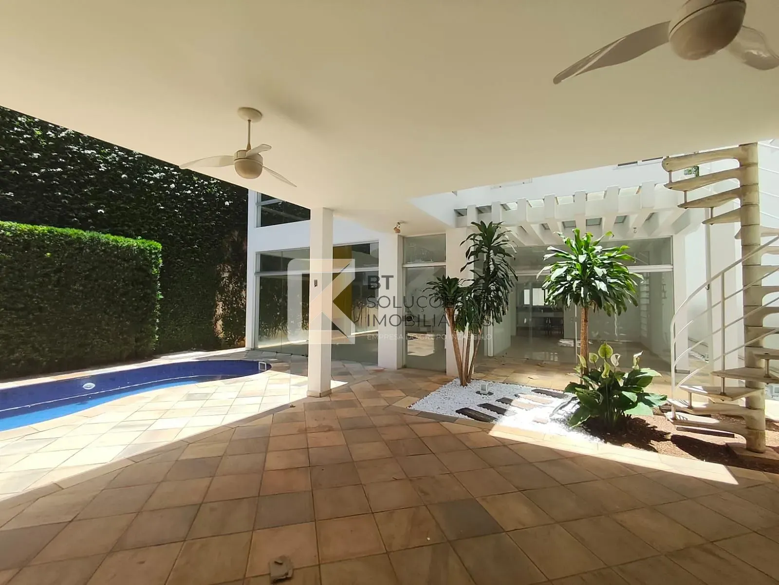 Sobrado, 4 quartos, 278 m² - Foto 8