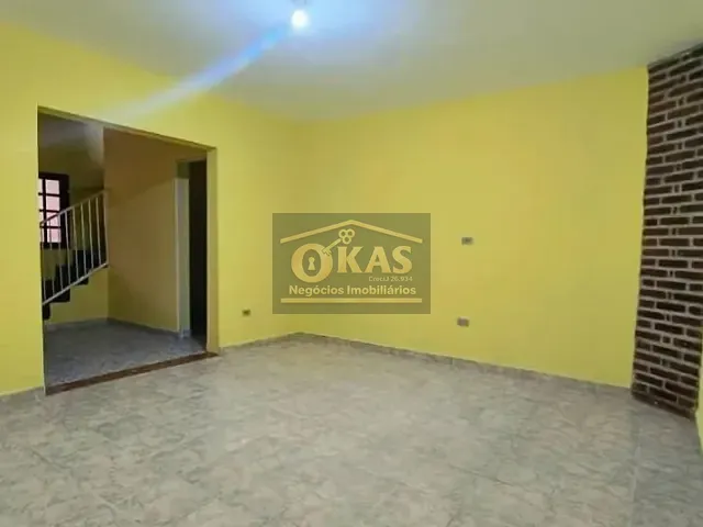 Sobrado com 250m² 3 quartos e 2 banheiros, à venda, no bairro Jardim Nova América em Suzano