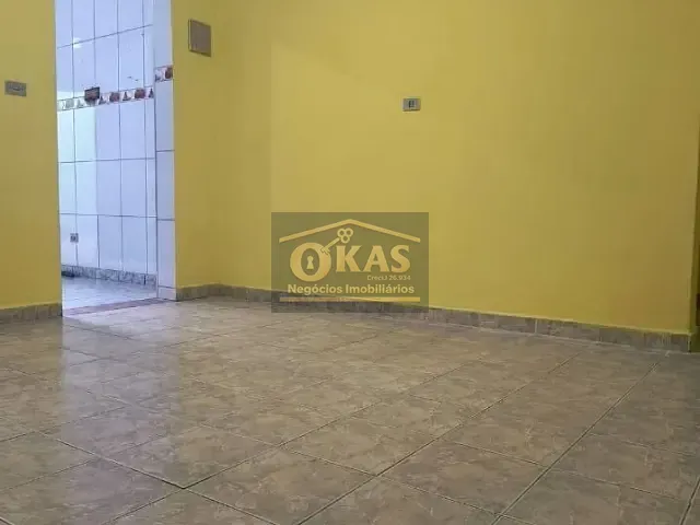 Sobrado com 250m² 3 quartos e 2 banheiros, à venda, no bairro Jardim Nova América em Suzano