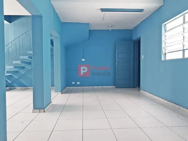 Sobrado com 80m², para alugar, no bairro Campo Belo em São Paulo