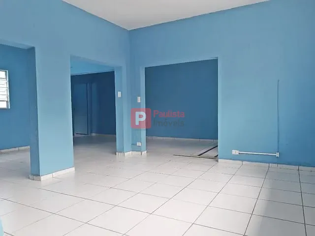 Sobrado com 80m², para alugar, no bairro Campo Belo em São Paulo