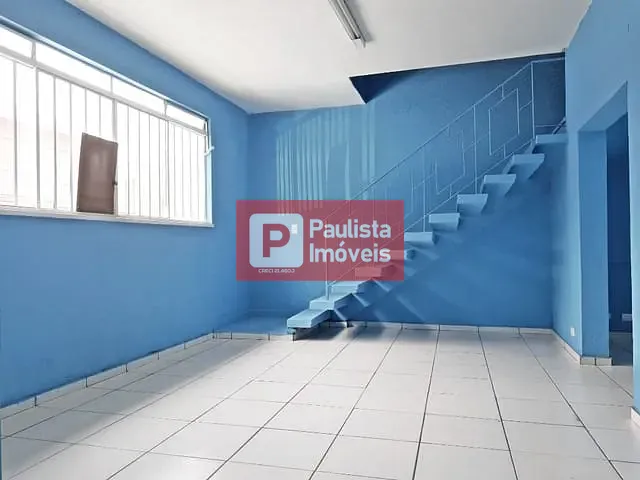 Sobrado com 80m², para alugar, no bairro Campo Belo em São Paulo