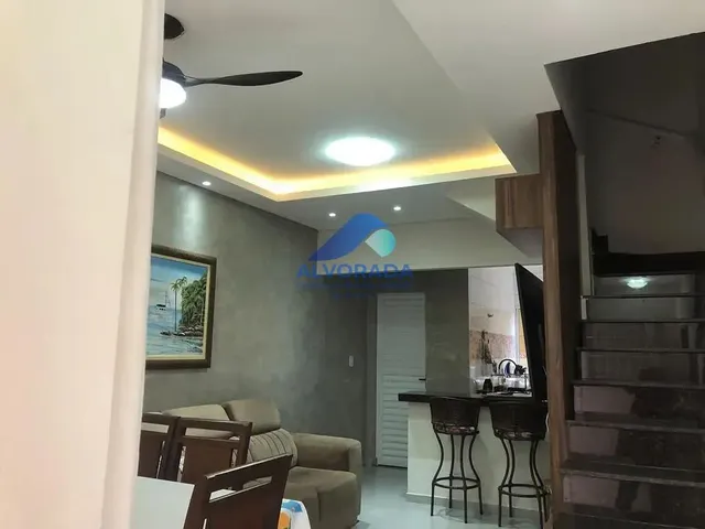 Sobrado com 160m² 2 quartos e 3 banheiros, à venda ou para alugar, no bairro Massaguaçu em Caraguatatuba