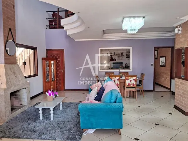 Sobrado com 1000m² 3 quartos e 4 banheiros, à venda, no bairro Fonte Imaculada em Taubaté
