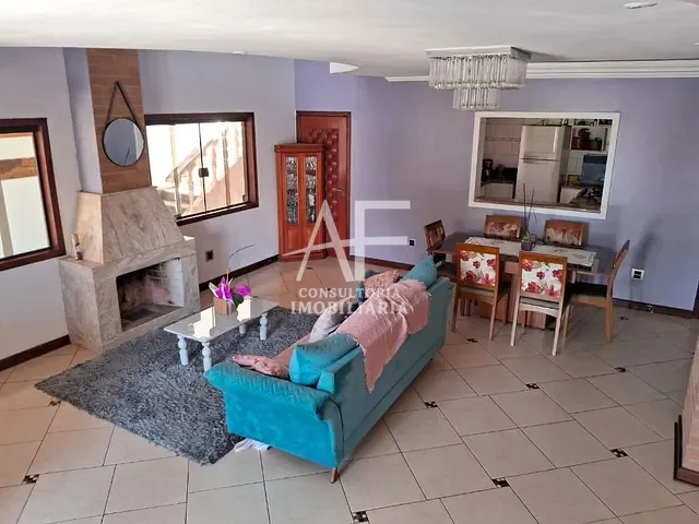 Sobrado com 1000m² 3 quartos e 4 banheiros, à venda, no bairro Fonte Imaculada em Taubaté