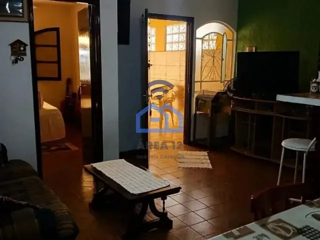 Sobrado com 125m² 3 quartos e 1 banheiro, à venda, no bairro Poiares em Caraguatatuba