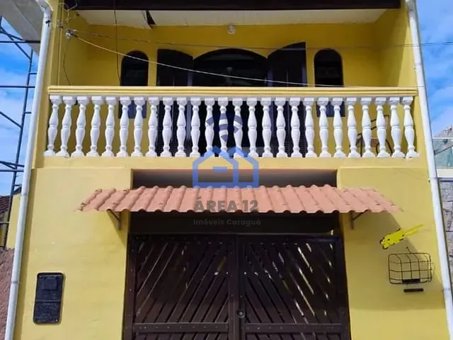 Sobrado com 125m² 3 quartos e 1 banheiro, à venda, no bairro Poiares em Caraguatatuba