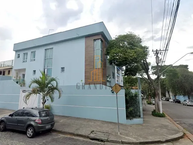 Sobrado com 250m² 5 quartos e 7 banheiros, à venda, no bairro Vila Alzira em Santo André
