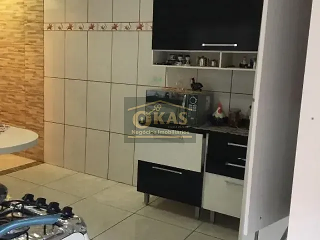 Sobrado com 125m² 3 quartos e 2 banheiros, à venda, no bairro Vila Maluf em Suzano