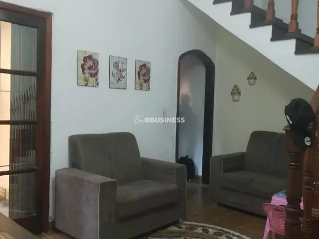 Sobrado 4 quartos e 3 banheiros, à venda, no bairro Santa Maria em São Caetano do Sul