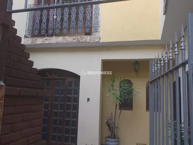 Sobrado 4 quartos e 3 banheiros, à venda, no bairro Santa Maria em São Caetano do Sul