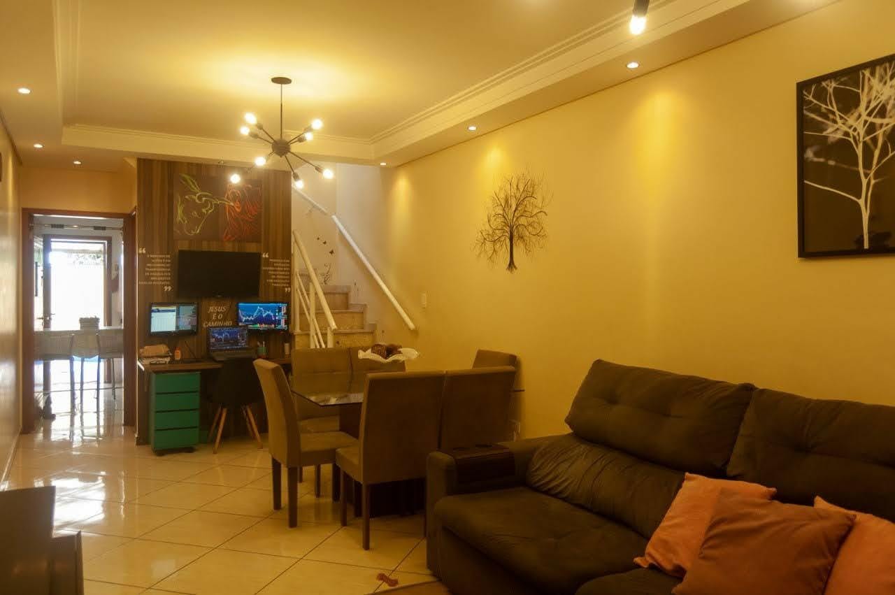 Sobrado à venda 3 Quartos, 1 Suite, 2 Vagas, Vila Alpina, São Paulo - SP