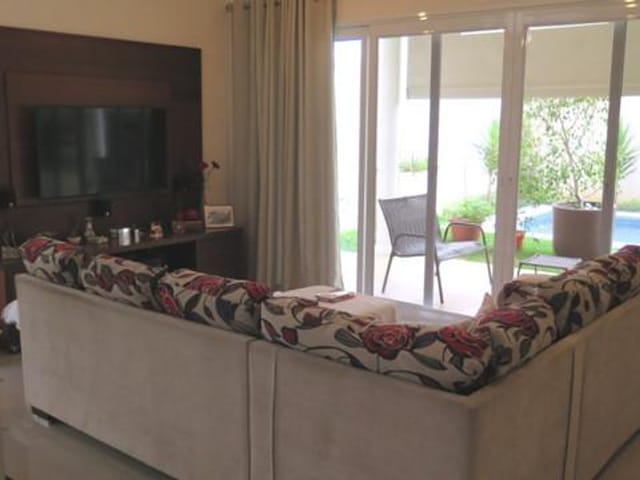 Foto do Sobrado - Sobrado à venda, 370 m² por R$ 1.630.000,00 - Villa Branca - Jacareí/SP | RUSSI IMÓVEIS