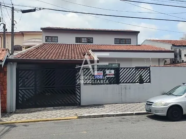 Sobrado com 150m² 4 quartos e 4 banheiros, à venda, no bairro Chácara do Visconde em Taubaté