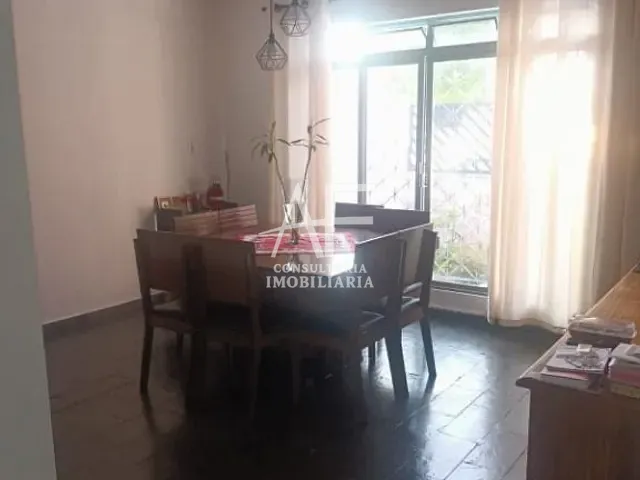 Sobrado com 150m² 4 quartos e 4 banheiros, à venda, no bairro Chácara do Visconde em Taubaté