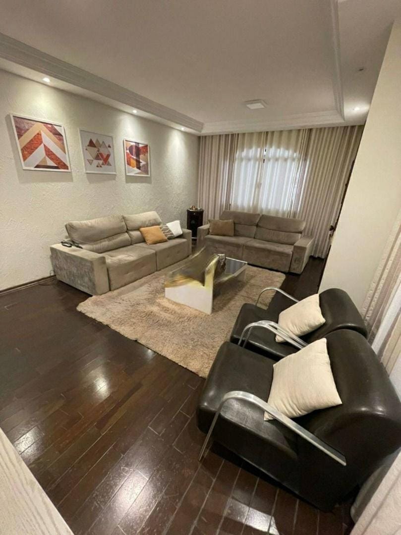 Sobrado à venda 3 Quartos, 1 Suite, 2 Vagas, 250M², Vila Alpina, São Paulo - SP