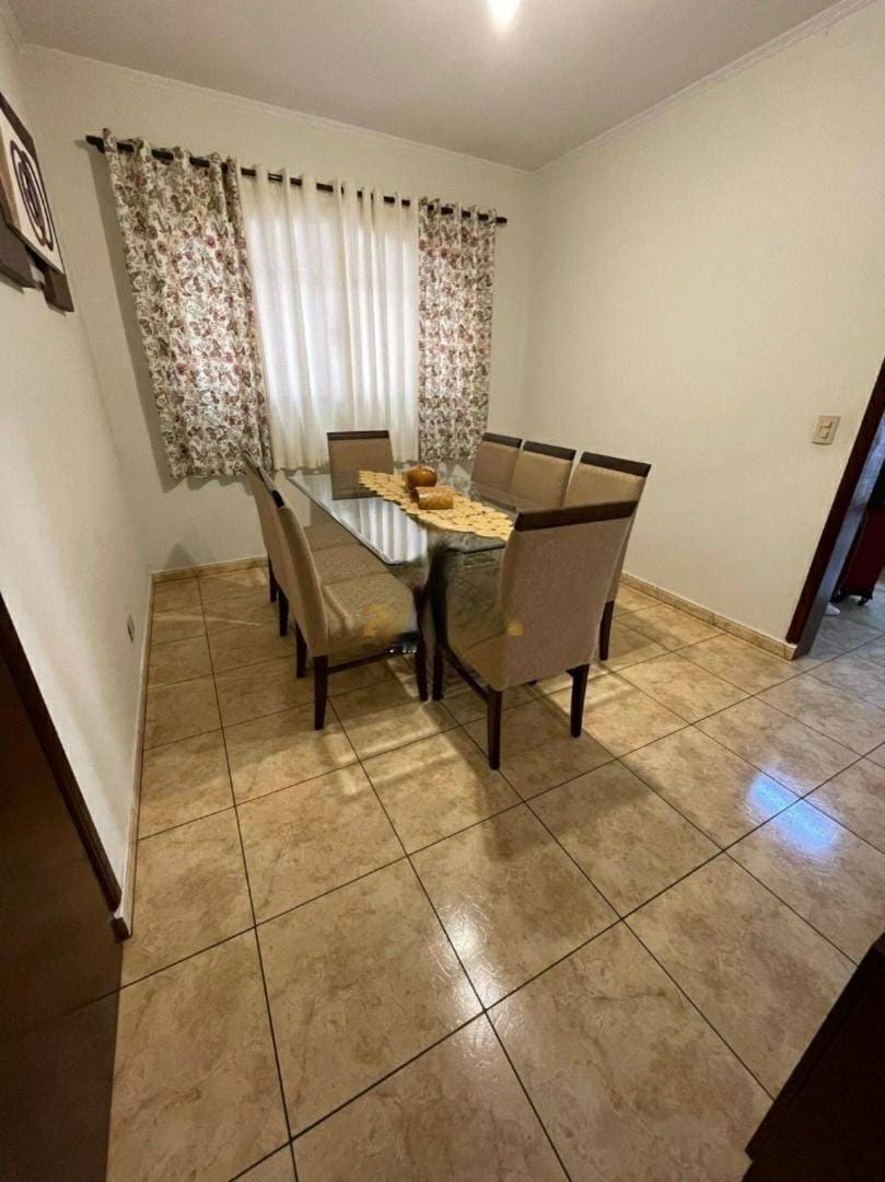 Sobrado à venda 3 Quartos, 1 Suite, 2 Vagas, 250M², Vila Alpina, São Paulo - SP