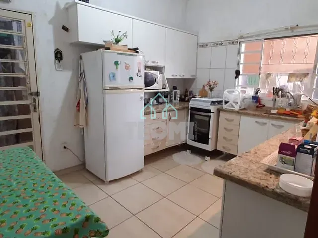 Sobrado com 173m² 3 quartos e 2 banheiros, à venda, no bairro Jardim Santana em Tremembé