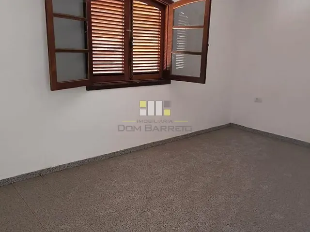Sobrado com 283m² 2 quartos e 1 banheiro, à venda, no bairro Jardim Primavera em Sumaré