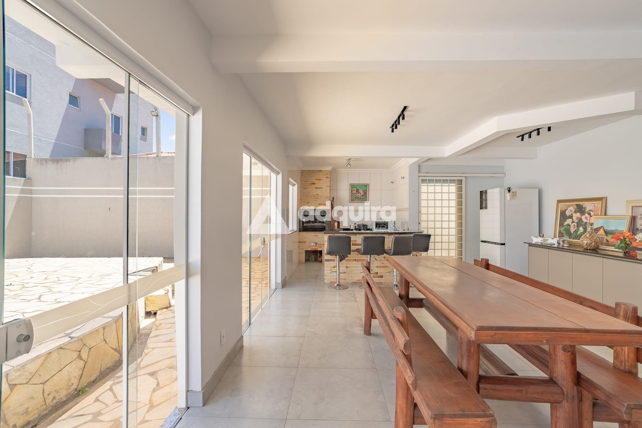 Casa, 3 quartos, 303 m² - Foto 2