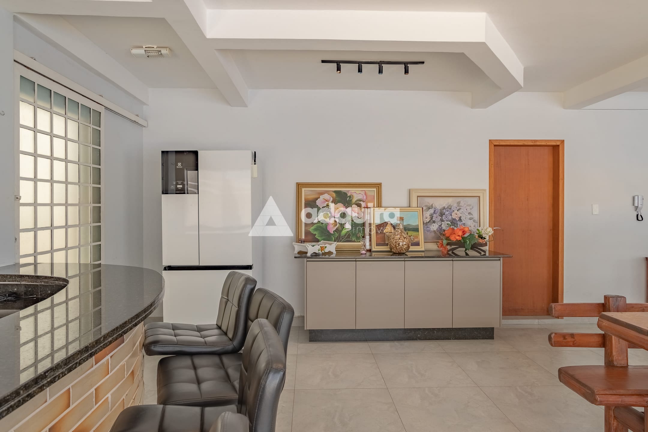 Casa, 3 quartos, 303 m² - Foto 4