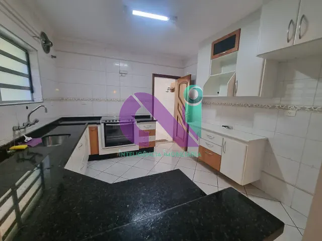 Sobrado com 150m² 3 quartos e 3 banheiros, à venda, no bairro Pestana em Osasco