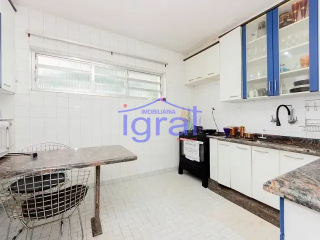 Sobrado com 279m² 3 quartos e 2 banheiros, à venda, no bairro Parque Jabaquara em São Paulo