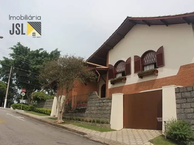 Sobrado com 336m² 4 quartos e 2 banheiros, à venda, no bairro Vila São João em Caçapava