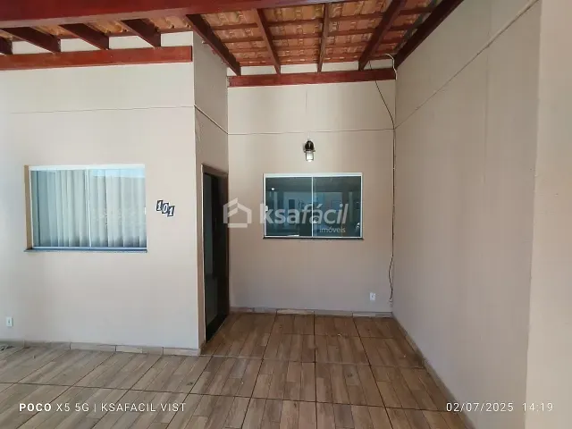 Sobrado com 204m² 3 quartos e 3 banheiros, à venda ou para alugar, no bairro Tiradentes em Campo Grande