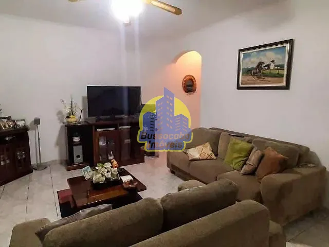 Sobrado com 260m² 3 quartos e 1 banheiro, à venda, no bairro Jardim D Abril em Osasco