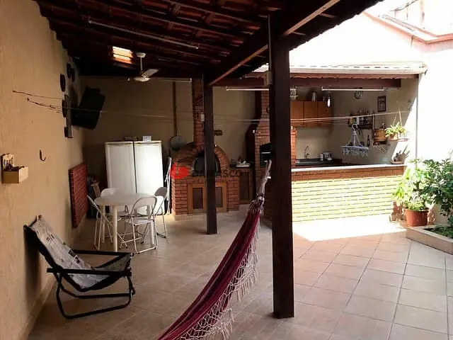 Sobrado com 155m² 3 quartos e 2 banheiros, à venda, no bairro Vila Alpina em São Paulo