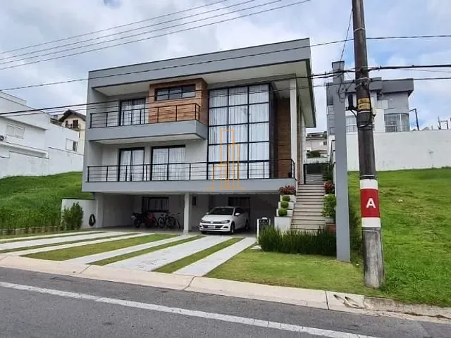 Sobrado com 420m² 4 quartos e 5 banheiros, à venda, no bairro Parque Terra Nova II em São Bernardo do Campo