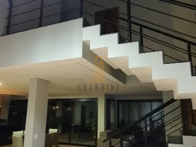 Sobrado com 420m² 4 quartos e 5 banheiros, à venda, no bairro Parque Terra Nova II em São Bernardo do Campo