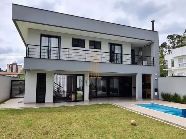 Sobrado com 420m² 4 quartos e 5 banheiros, à venda, no bairro Parque Terra Nova II em São Bernardo do Campo