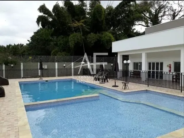 Sobrado com 225m² 3 quartos e 2 banheiros, à venda, no bairro Vila Areao em Taubaté