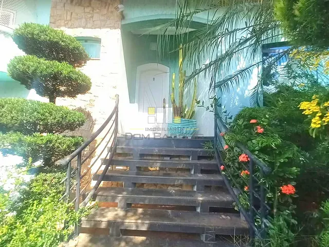 Sobrado com 413m² 3 quartos e 4 banheiros, à venda, no bairro Vila Santa Maria em Americana