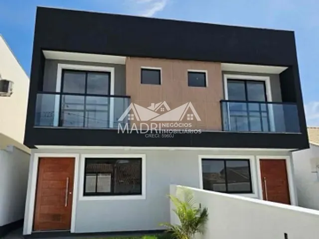 Sobrado com 100m² 2 quartos e 3 banheiros, à venda, no bairro Bela Vista em Palhoça