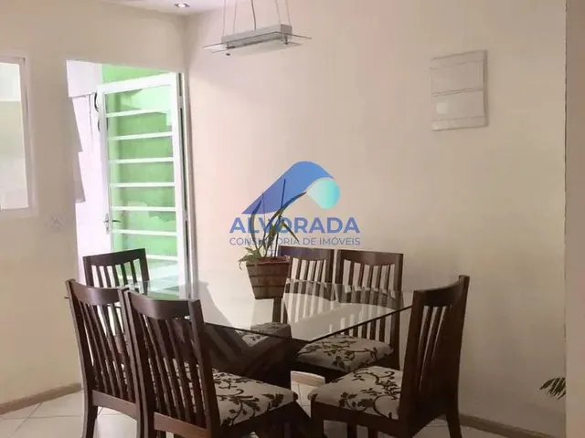 Sobrado com 98m² 3 quartos e 1 banheiro, à venda, no bairro Parque dos Ipês em São José Dos Campos