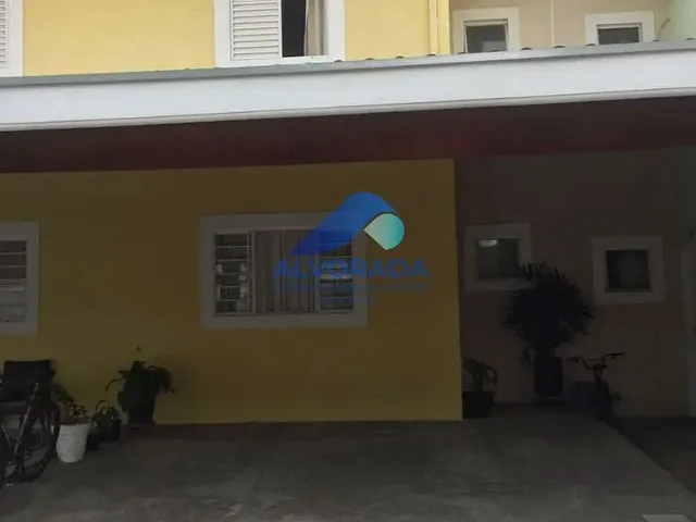 Sobrado com 98m² 3 quartos e 1 banheiro, à venda, no bairro Parque dos Ipês em São José Dos Campos