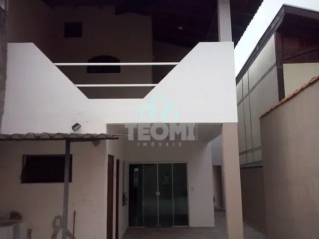 Sobrado com 183m² 3 quartos e 2 banheiros, à venda, no bairro Centro em Taubaté