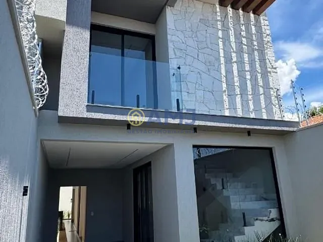 Sobrado com 180m² 3 quartos e 3 banheiros, à venda, no bairro Jardim Vila Boa em Goiânia