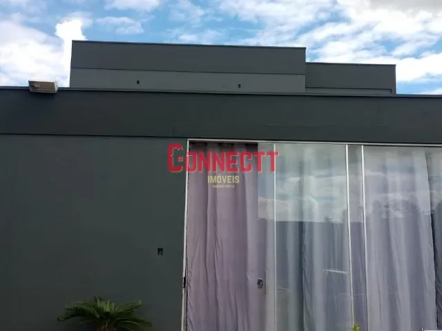 Sobrado com 315m² 4 quartos e 3 banheiros, à venda, no bairro Vila Nossa Senhora Aparecida em Brodowski