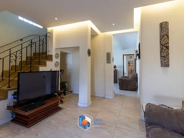 Sobrado com 205m² 4 quartos e 3 banheiros, à venda, no bairro Planalto Paulista em São Paulo