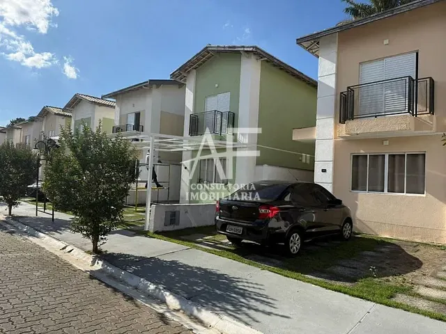 Sobrado com 125m² 3 quartos e 3 banheiros, à venda, no bairro Vila São Geraldo em Taubaté